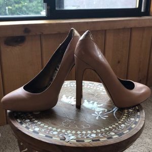 EUC Sam Edelman size 4 heels   Blush colored